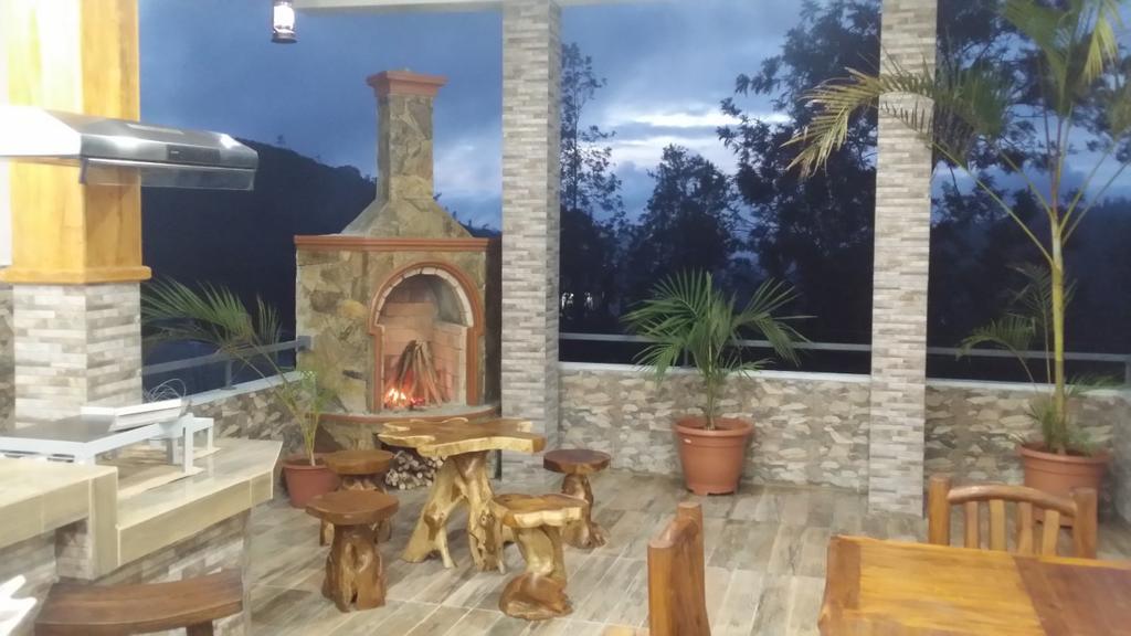 Tea Hills Chalet