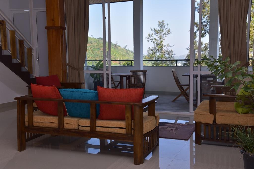 Tea Hills Chalet